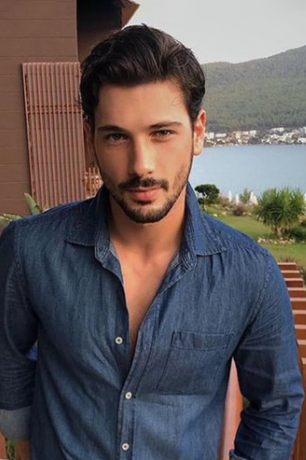 صورة پروفايل "دنيز جان آكتاش" صورة پروفايل "دنيز جان آكتاش"