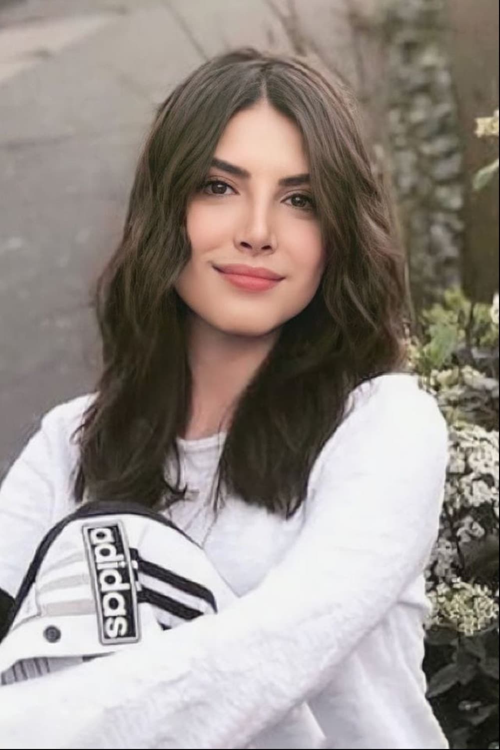 صورة پروفايل "دنيز بايسال " صورة پروفايل "دنيز بايسال "