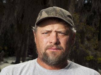 صورة غلاف مقالة رحيل جونيور إدواردز نجم "شعب المستنقعات"... وداعًا لأسطورة التماسيح