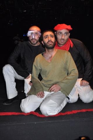 پوستر "حكاية بلاد ما فيها موت" پوستر "حكاية بلاد ما فيها موت"