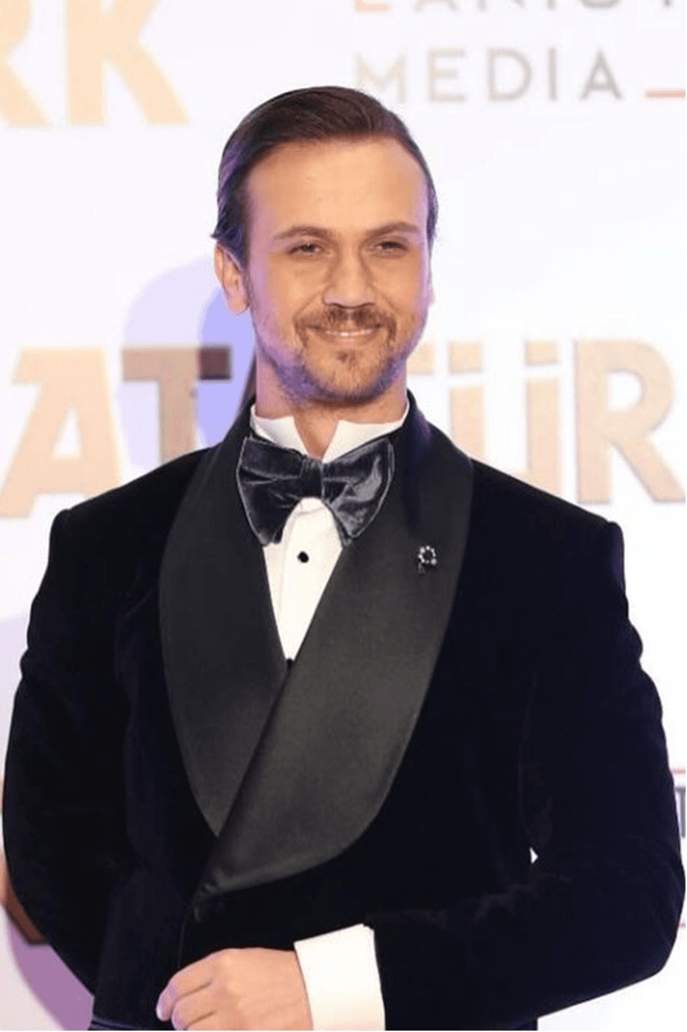 صورة پروفايل "أراس بولوت إينيملي" صورة پروفايل "أراس بولوت إينيملي"