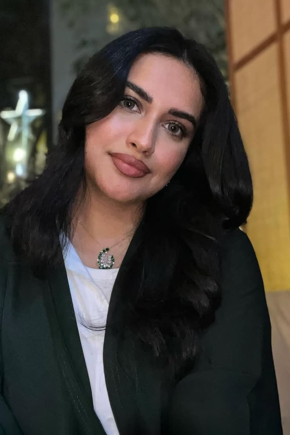 صورة پروفايل "رزان منصور" صورة پروفايل "رزان منصور"