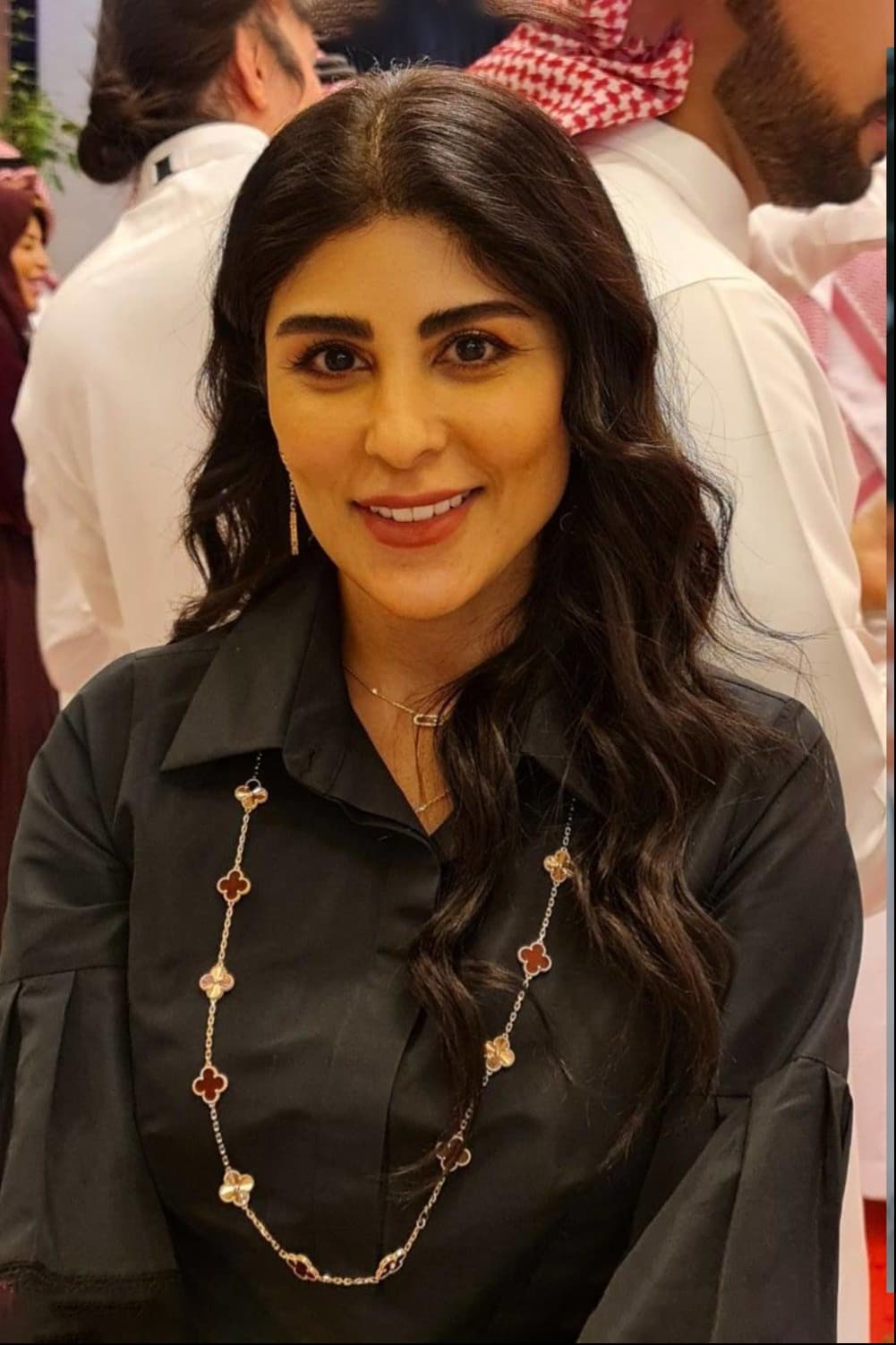 صورة پروفايل "زارا البلوشي" صورة پروفايل "زارا البلوشي"