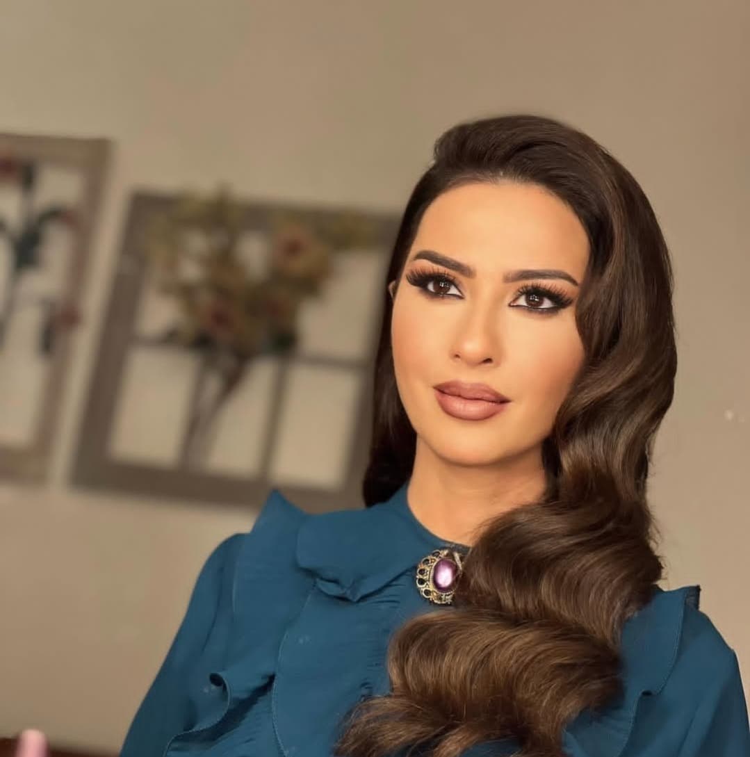 ميسون أبو أسعد تقدم برنامج المسرح على سوريا الثانية