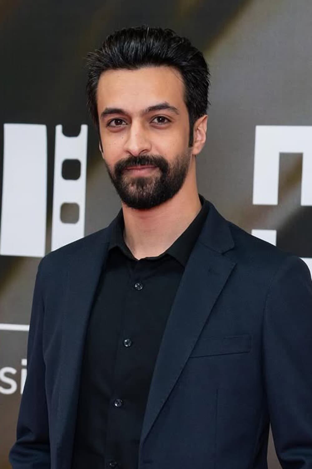 صورة پروفايل "بدر محسن" صورة پروفايل "بدر محسن"