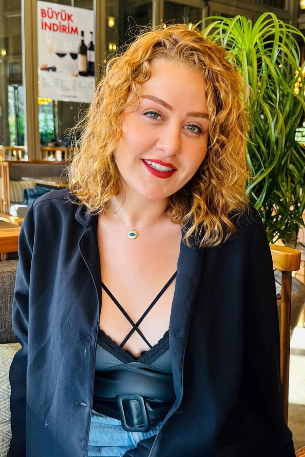 صورة پروفايل "أسلي سامات " صورة پروفايل "أسلي سامات "